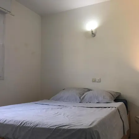 2 Pieces - Lr030-b11 Apartman La Rochelle